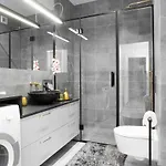 Szamocka By Renters Prestige * Warschau