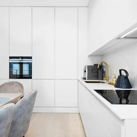 Szamocka By Renters Prestige Apartman Varsó