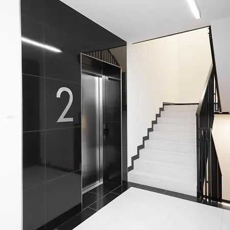 Szamocka By Renters Prestige * Warschau